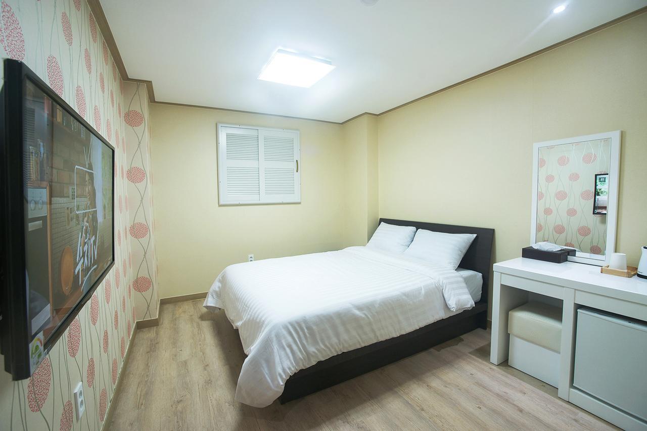 Orange Tree Hotel Jeju Esterno foto