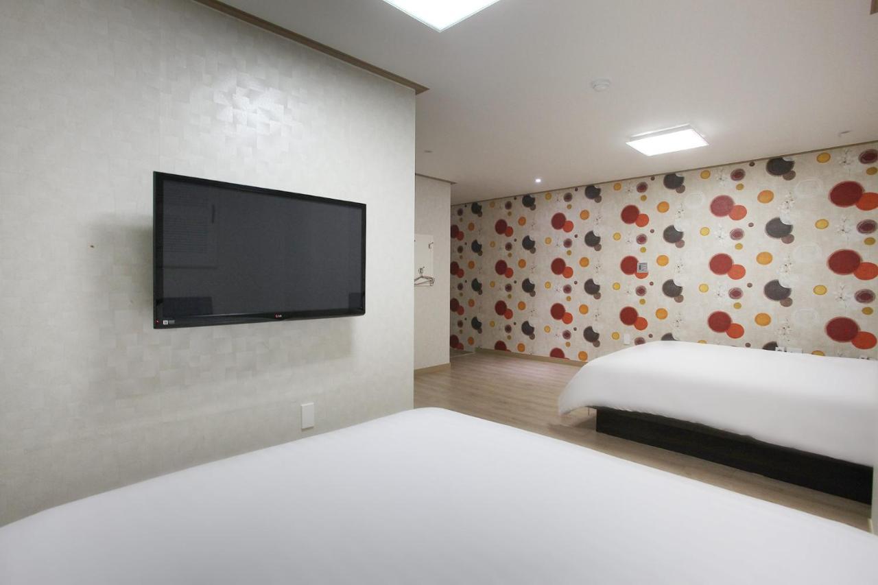 Orange Tree Hotel Jeju Esterno foto