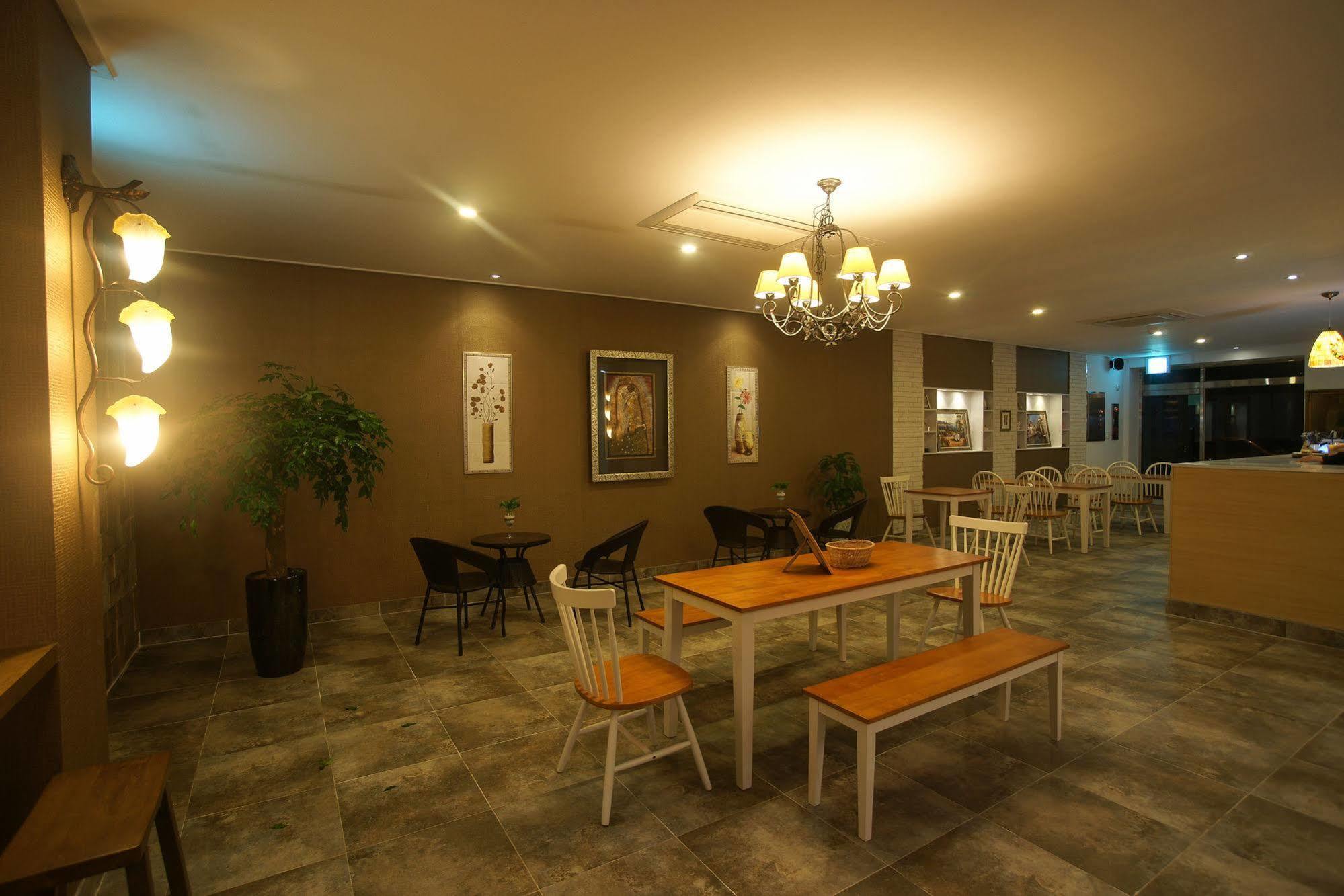 Orange Tree Hotel Jeju Esterno foto